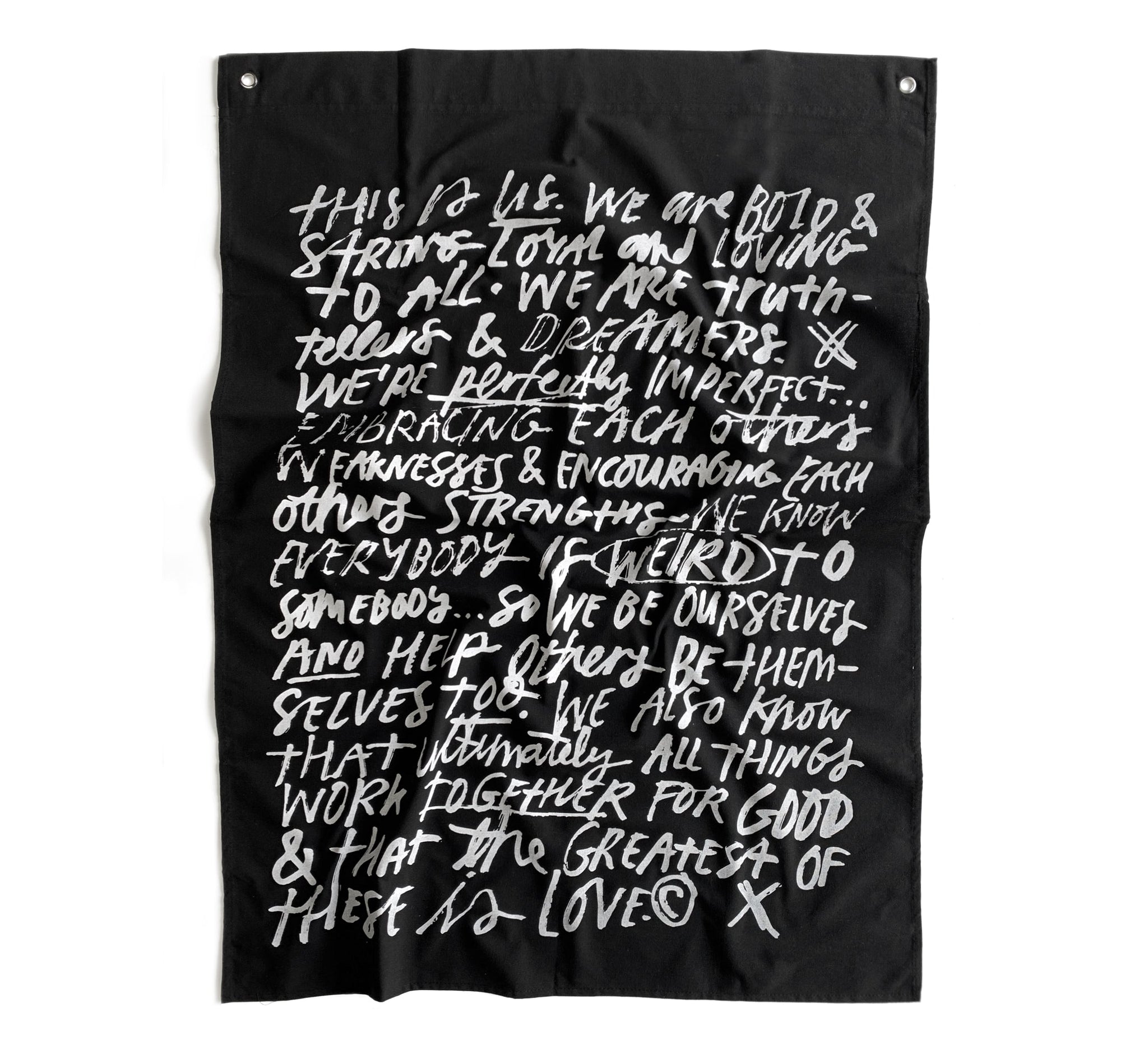 FAMILY MANTRA BLACK WALL FLAG - (PACK OF 1)